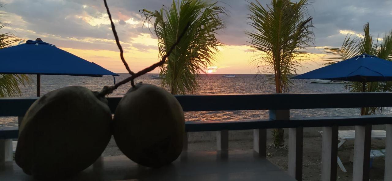 Moyo Island Resort Luaran gambar