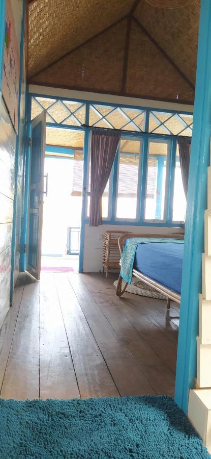 Moyo Island Resort Luaran gambar