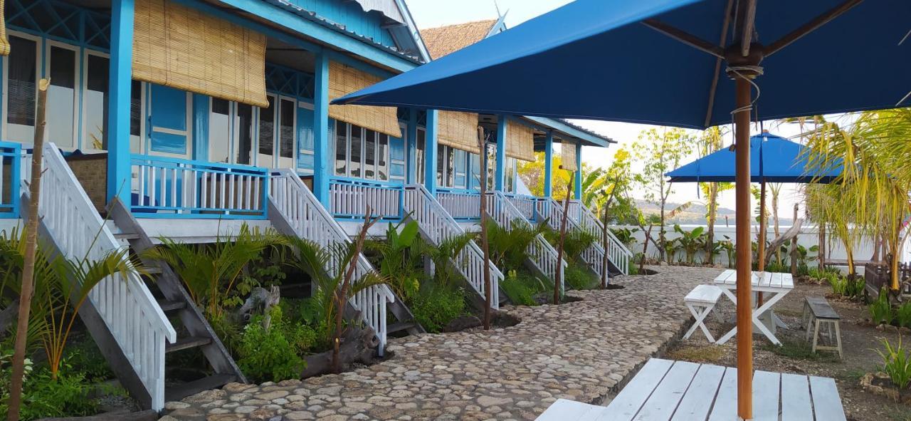 Moyo Island Resort Luaran gambar