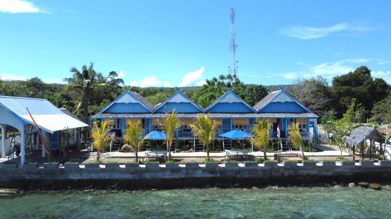 Moyo Island Resort Luaran gambar
