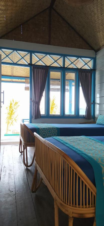Moyo Island Resort Luaran gambar