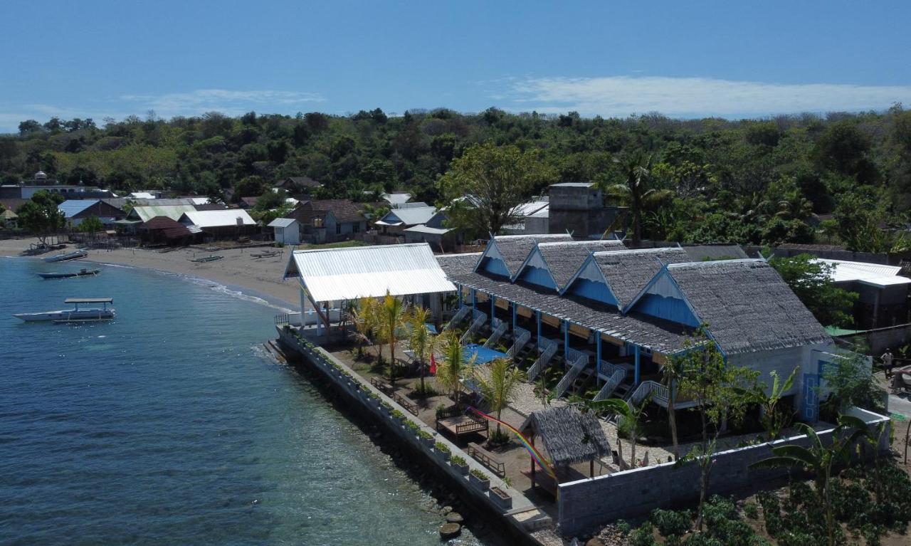 Moyo Island Resort Luaran gambar