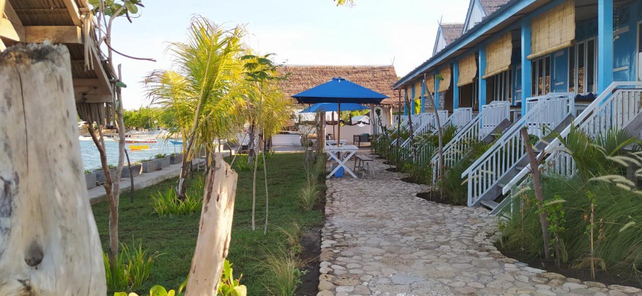 Moyo Island Resort Luaran gambar