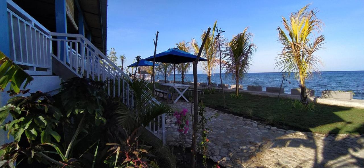 Moyo Island Resort Luaran gambar
